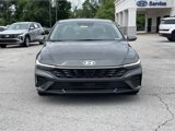 New 2025 Hyundai Elantra SEL image 2