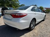 Used 2015 Toyota Camry SE image 3