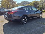 Used 2021 Nissan Altima 2.5 SV w/ SV Premium Package image 3