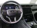 Used 2023 Jeep Grand Cherokee Laredo image 3