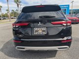 Used 2022 Mitsubishi Outlander SE image 5
