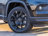 New 2025 Jeep Compass Latitude image 3