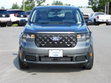 New 2025 Ford Maverick XLT image 3