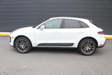 Certified 2024 Porsche Macan image 2