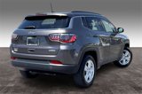 Used 2022 Jeep Compass Latitude image 2