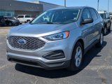 Certified 2024 Ford Edge SE image 3