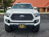 Used 2019 Toyota Tacoma TRD Off-Road image 5