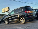 Used 2010 Volkswagen Tiguan S image 4