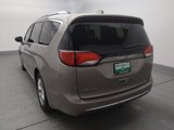 Used 2018 Chrysler Pacifica Touring-L w/ Tire & Wheel Group image 6