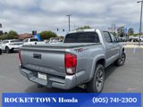 Used 2017 Toyota Tacoma TRD Sport w/ Tow Package image 5
