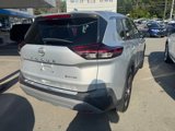 Used 2022 Nissan Rogue SV image 5