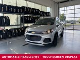 Used 2021 Chevrolet Trax LT w/ LT Convenience Package image 2