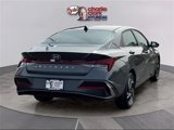 New 2025 Hyundai Elantra SEL image 5