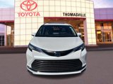 Used 2023 Toyota Sienna XLE image 2