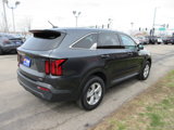 Used 2023 Kia Sorento LX image 6