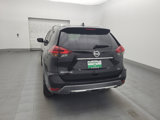 Used 2018 Nissan Rogue SV image 6