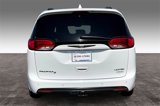 Used 2018 Chrysler Pacifica Limited image 4