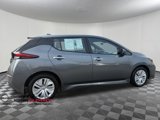 Used 2023 Nissan Leaf S image 4