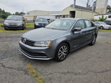 Used 2017 Volkswagen Jetta SE image 3