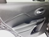 Used 2021 Jeep Cherokee Latitude Plus image 5