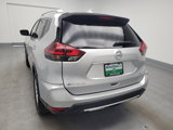 Used 2019 Nissan Rogue SV image 6