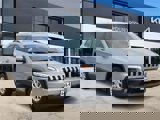 Used 2017 Jeep Cherokee Latitude w/ Comfort/Convenience Group image 3