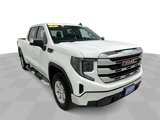 Used 2022 GMC Sierra 1500 SLE image 2