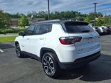 Certified 2022 Jeep Compass Limited image 3