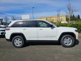 New 2025 Jeep Grand Cherokee Laredo image 3