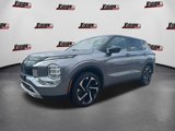 Used 2022 Mitsubishi Outlander SE image 1