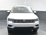 Used 2020 Volkswagen Tiguan SE image 3