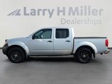 Used 2014 Nissan Frontier SV image 2