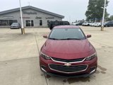 Used 2018 Chevrolet Malibu LT image 2