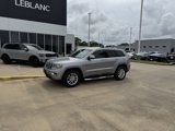 Used 2018 Jeep Grand Cherokee Laredo image 2
