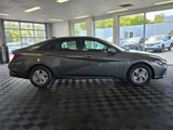 New 2025 Hyundai Elantra SE image 3