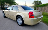Used 2010 Chrysler 300 Touring image 5