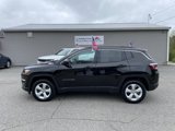 Used 2019 Jeep Compass Latitude w/ Cold Weather Group image 2