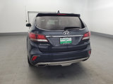 Used 2017 Hyundai Santa Fe SE image 6