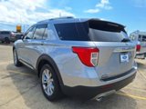 Used 2021 Ford Explorer Limited w/ Equipment Group 301A image 3