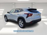 New 2025 Chevrolet Trax LS image 3