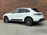 Used 2024 Porsche Macan image 3