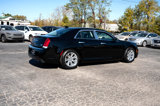 Used 2018 Chrysler 300 Touring L image 3