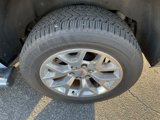 Used 2018 GMC Yukon XL SLE w/ SLE Value Package image 4