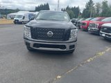 Used 2019 Nissan Titan SV image 2