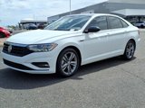 Certified 2021 Volkswagen Jetta R-Line image 3