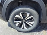 New 2025 Volkswagen Atlas Cross Sport SE image 3