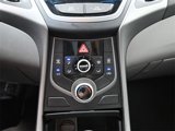Used 2014 Hyundai Elantra SE image 4