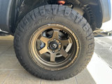 Used 2017 Toyota Tacoma TRD Off-Road image 3