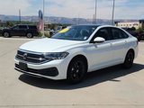 Used 2023 Volkswagen Jetta SE image 2