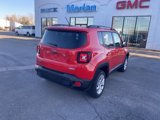 Used 2017 Jeep Renegade Latitude image 6